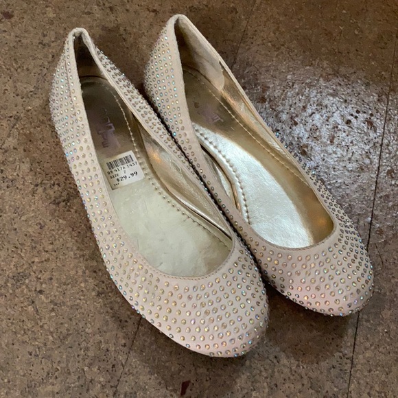 Women’s Sparkly Ballet Flats - Picture 1 of 10